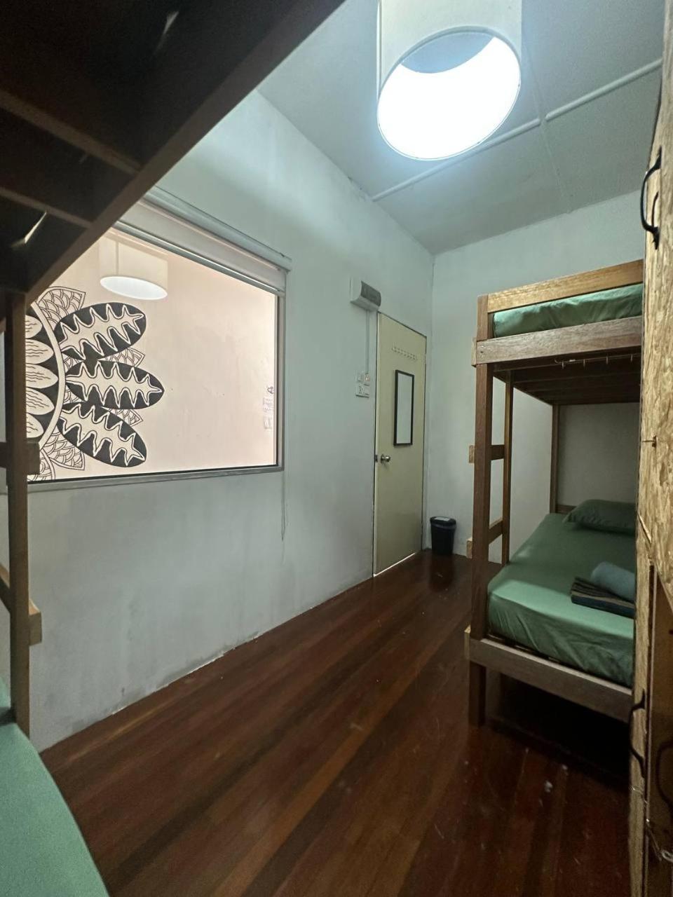 Spot On 90898 Kasturi Alley Guest House & Cat Hotel Malacca Exterior photo