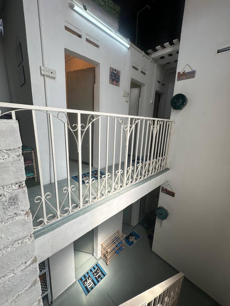 Spot On 90898 Kasturi Alley Guest House & Cat Hotel Malacca Exterior photo
